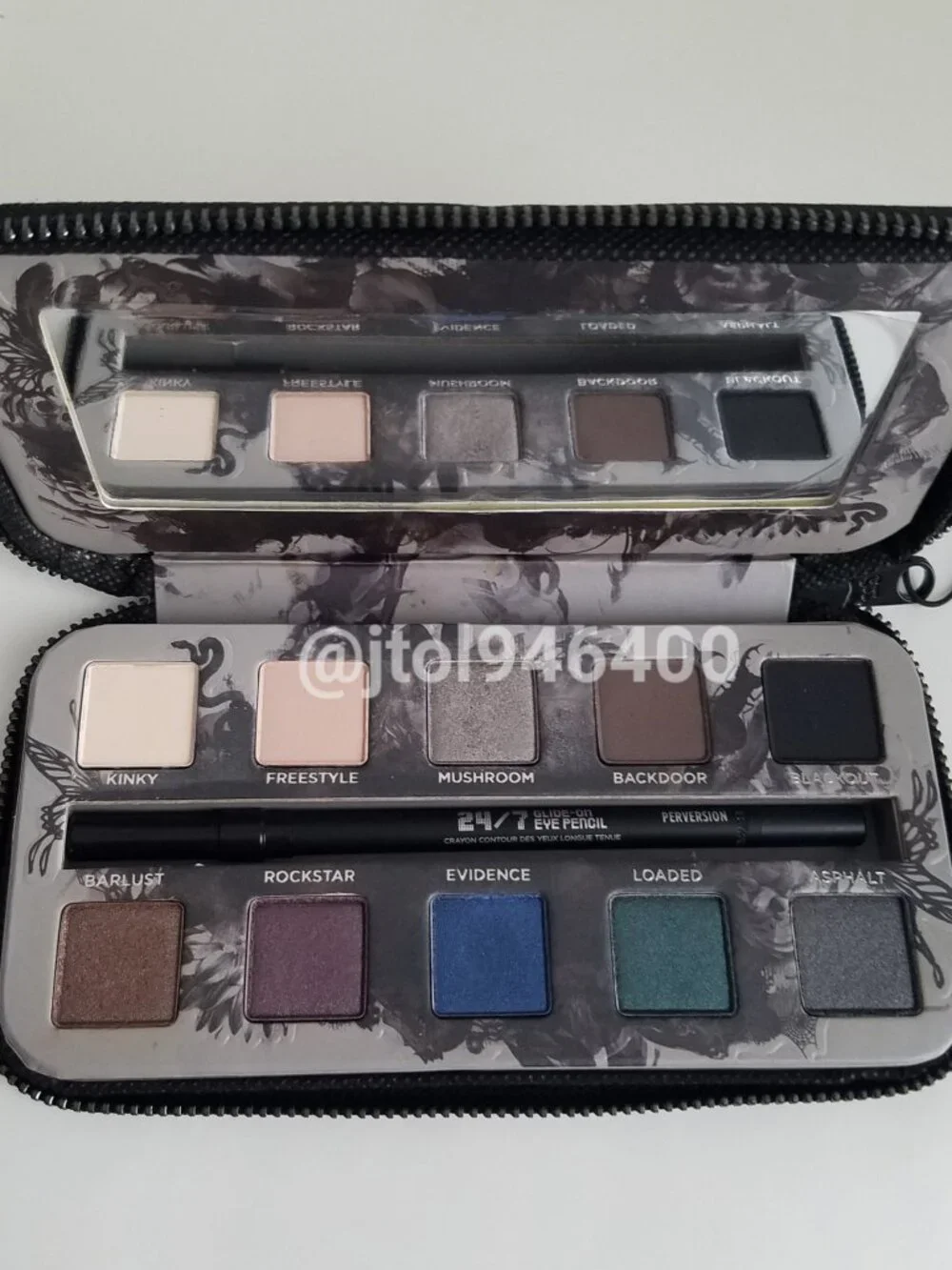 Urban Decay Smoked Eyeshadow Palette
